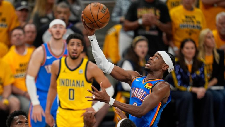 转身控球时